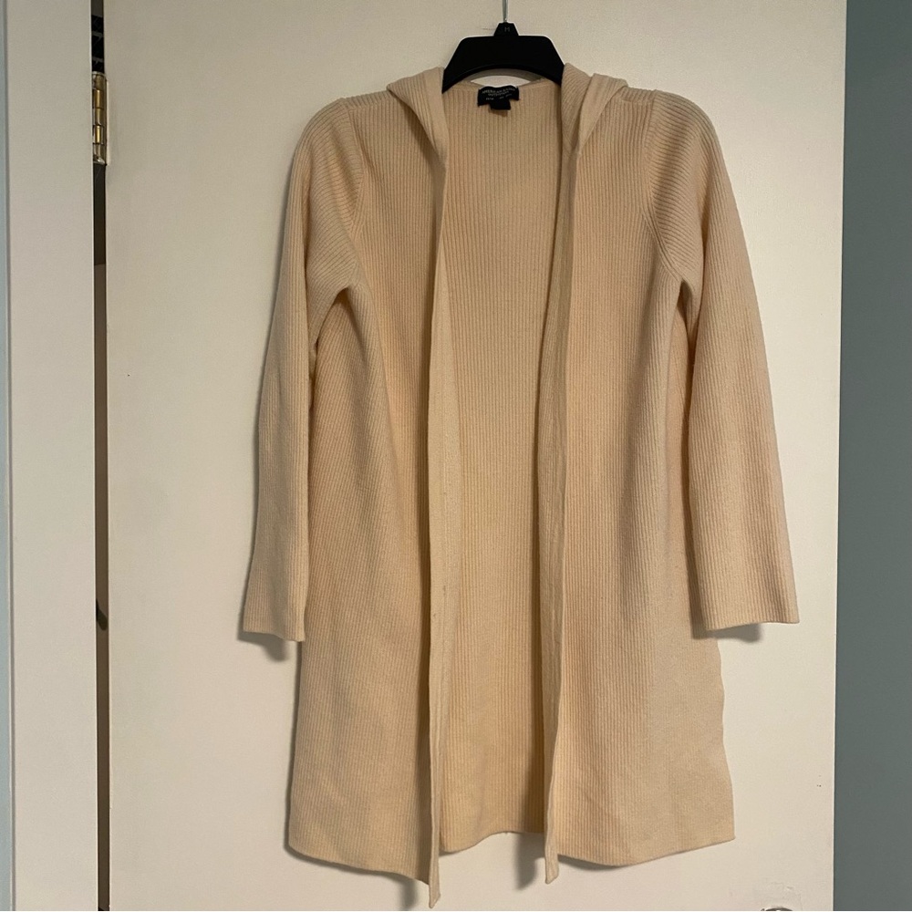 American Eagle Women’s 100% Wool Hooded Cardigan Sweater M Beige Cottage Core